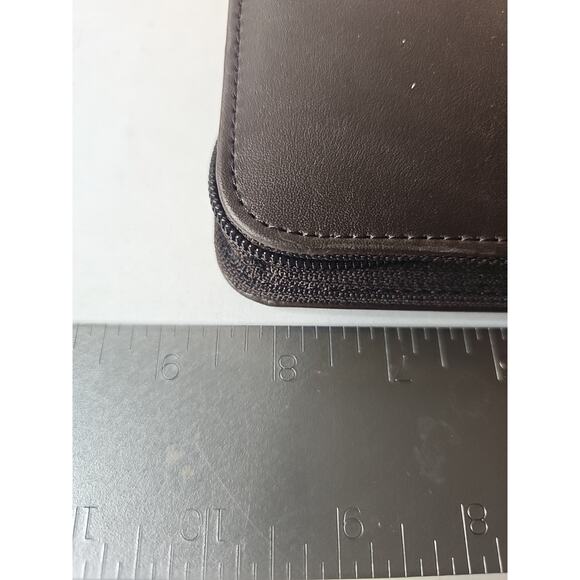 Franklin Covey 365 Brown 6 Ring Zippered Binder w/ Misc Sheets 8.5" x 6" x 1.75" - Picture 9 of 11